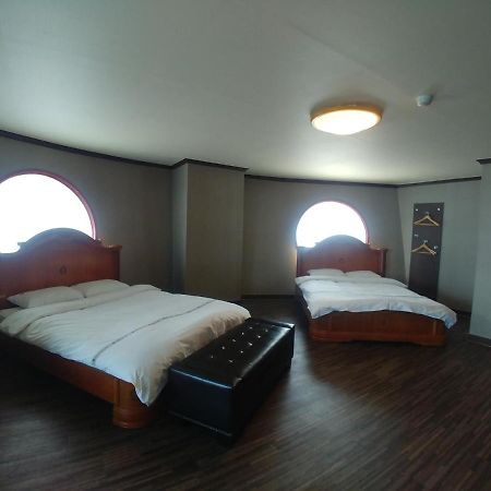 Benikea Hotel Mountain & Ocean Daepohang Sokcho Exterior photo